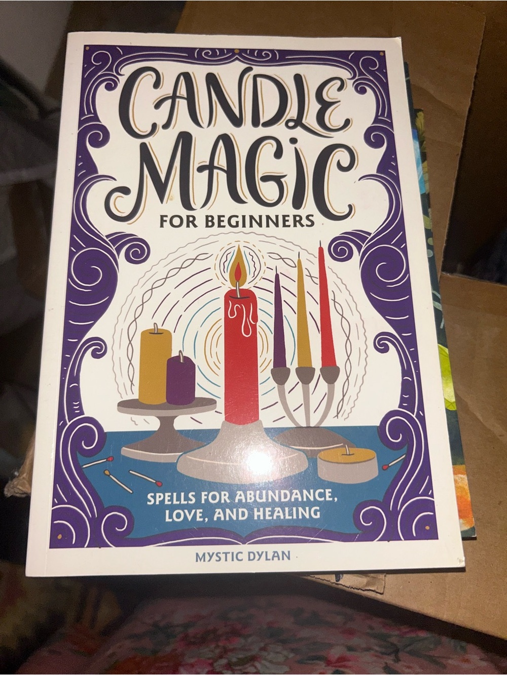 Assorted books - Picture 7 of 13